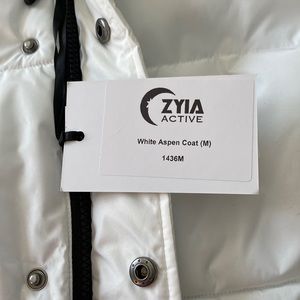 ZYIA White Aspen winter coat Size Med